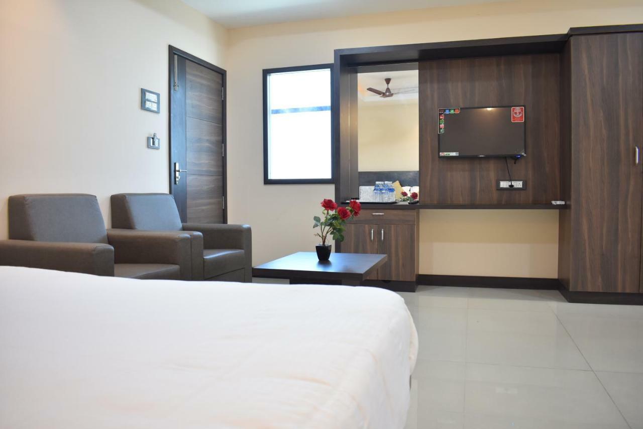 Hotel Sami V Landmarks Arantāngi المظهر الخارجي الصورة